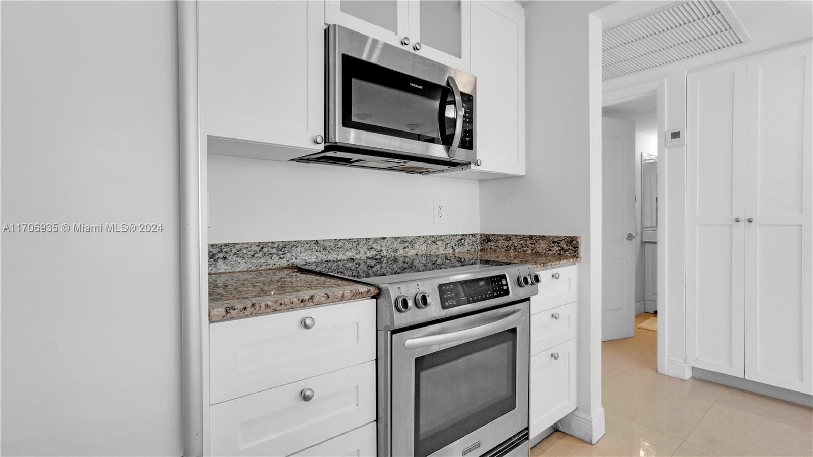 HARBOUR HOUSE - Residential Lease