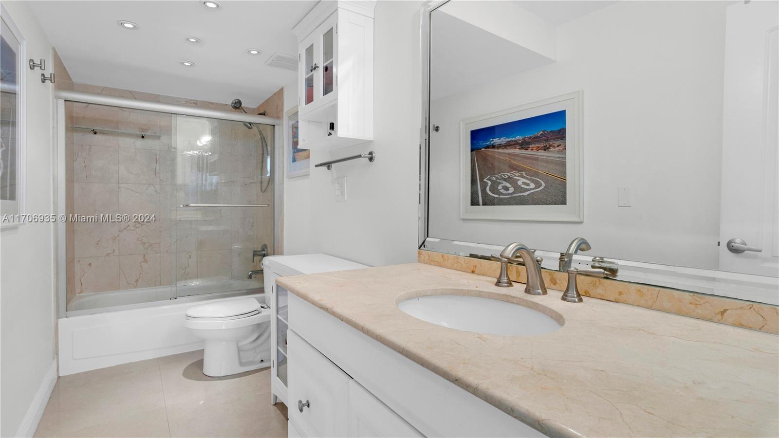 HARBOUR HOUSE - Residential Lease