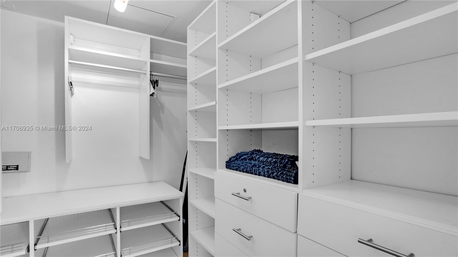 HARBOUR HOUSE - Residential Lease