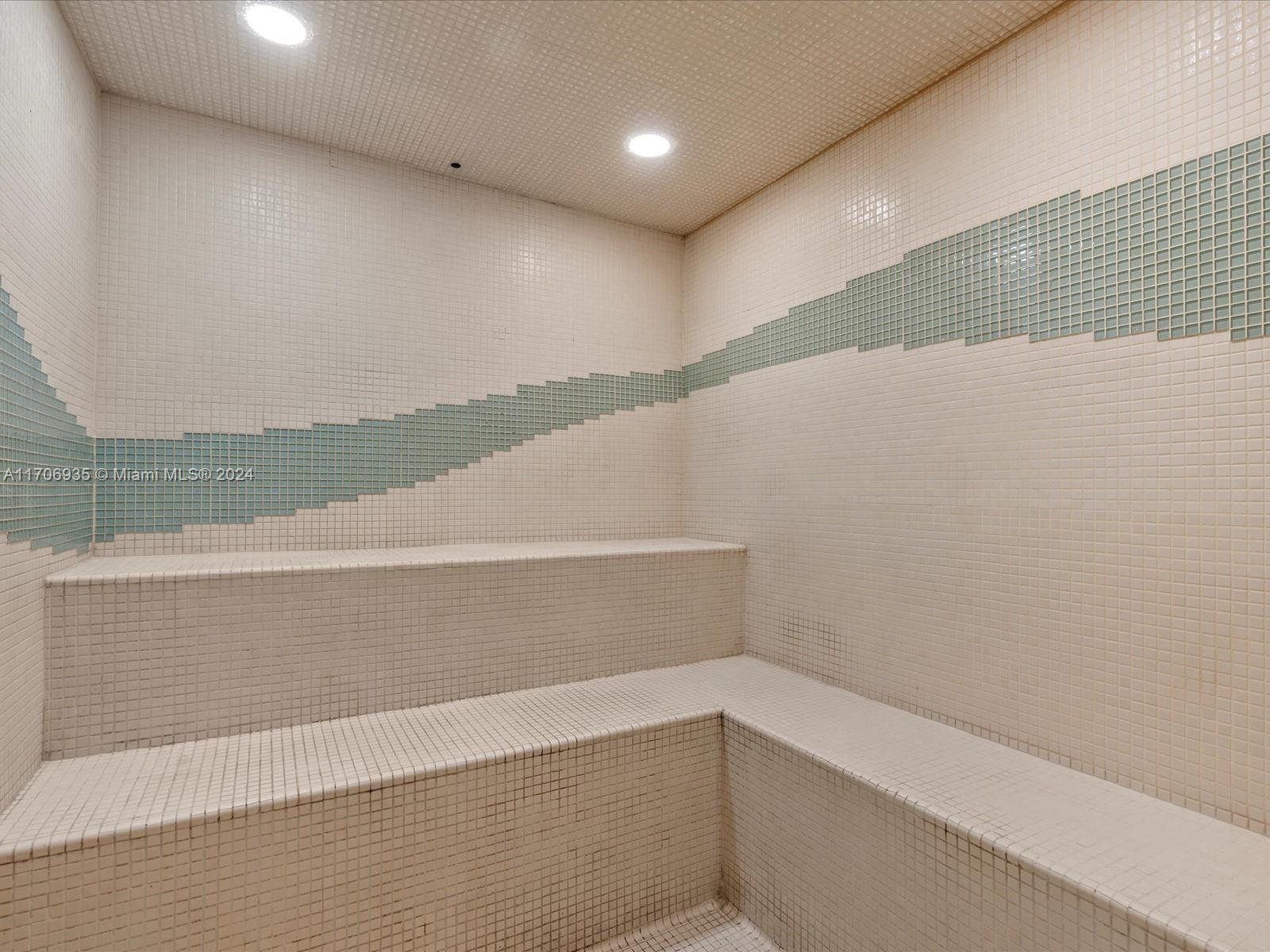 HARBOUR HOUSE - Residential Lease