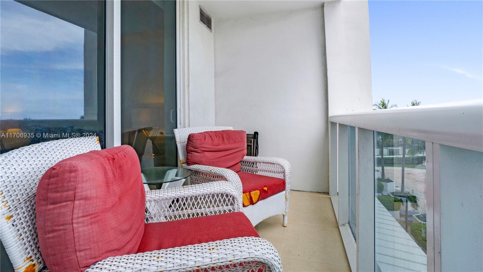 HARBOUR HOUSE - Residential Lease