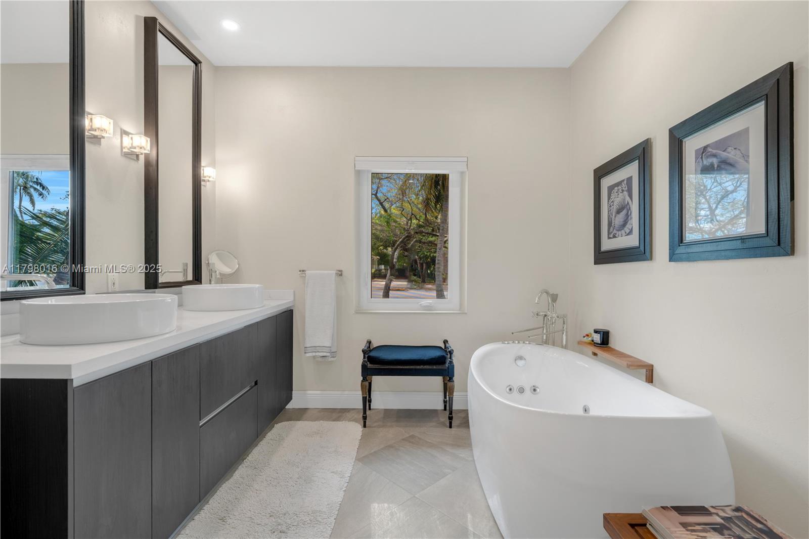 BAYSHORE UNIT NO 3 - Residential