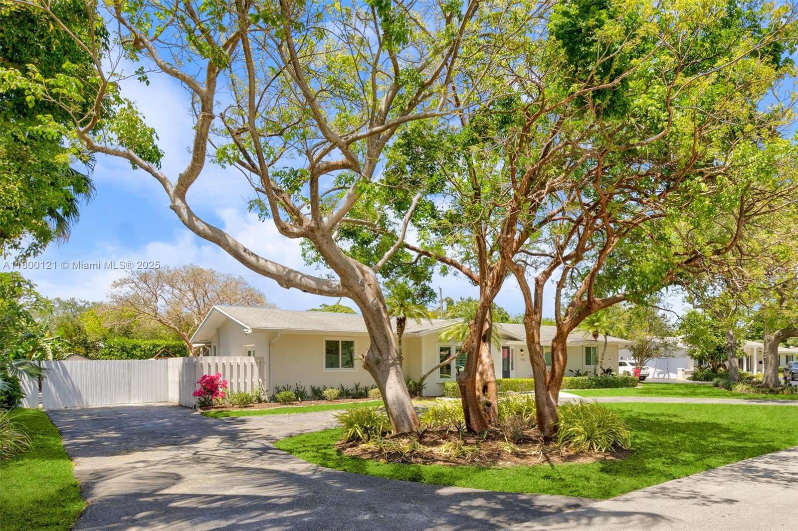 7485 SW 159th Ter