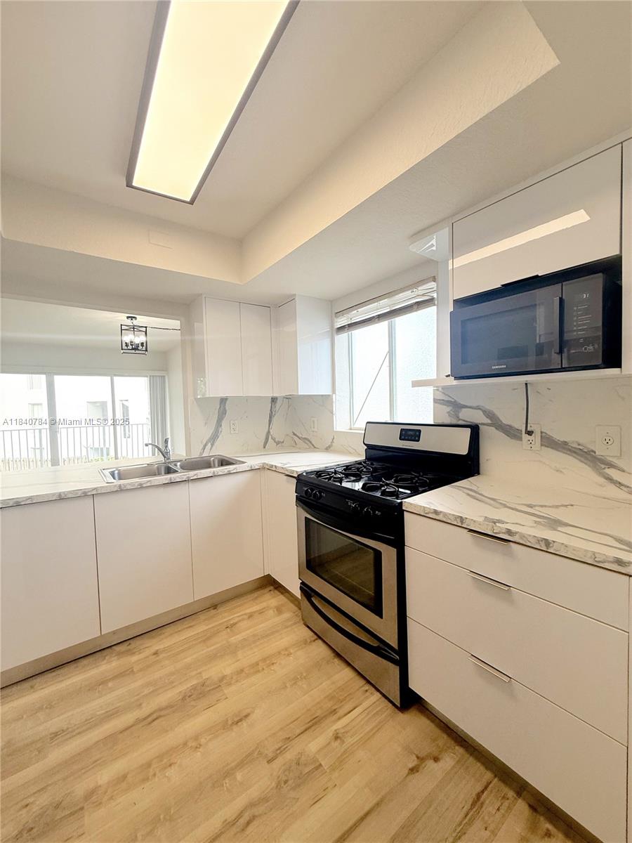 7737 SW 88th St C216