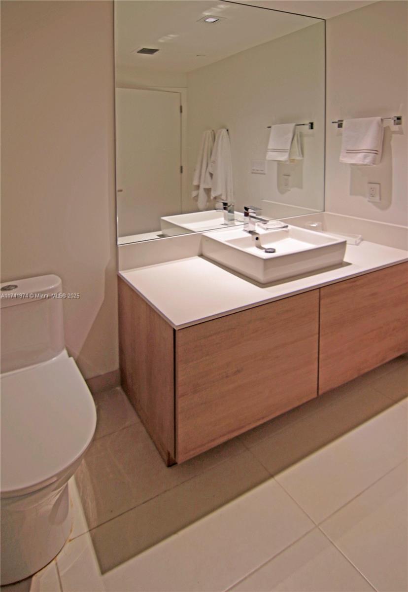 SERENO RESIDENCES - Residential Lease