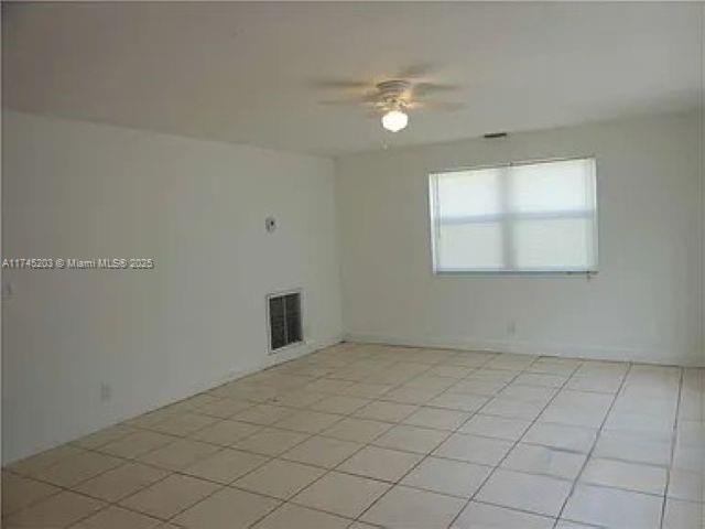 Rental Property at 1037 Nw 5th Ave B, Fort Lauderdale, Broward County, Florida - Bedrooms: 1 
Bathrooms: 1  - $1,500 MO.