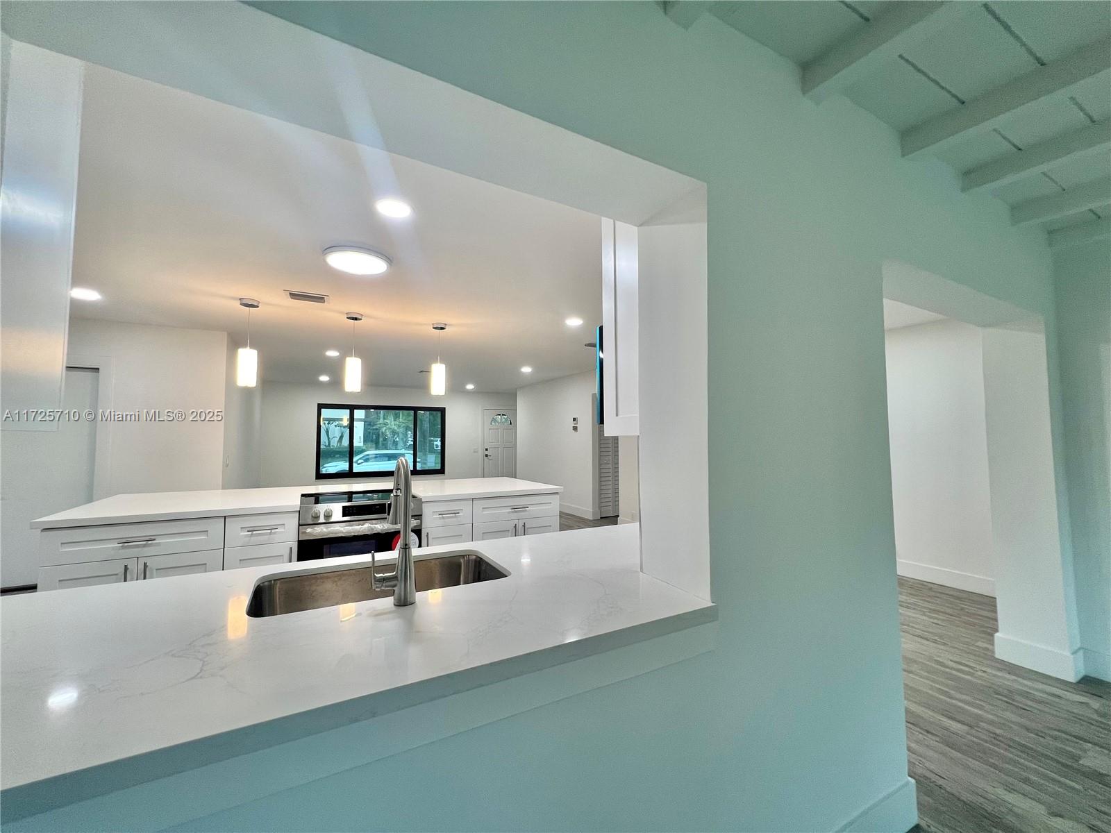 PALM GARDENS - Residential