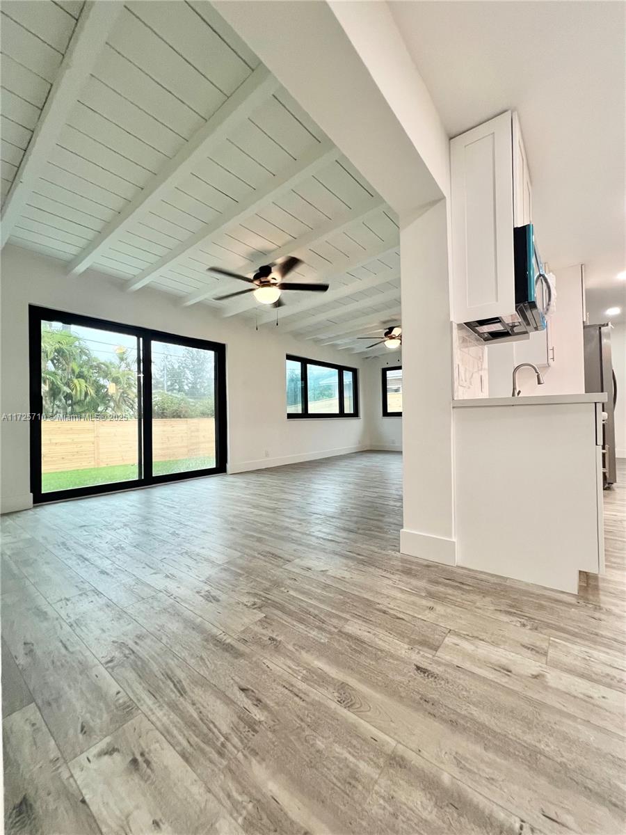 PALM GARDENS - Residential