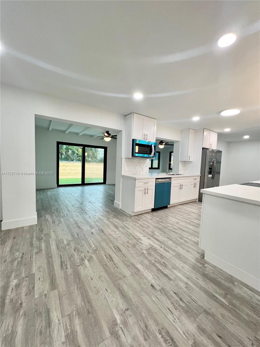 PALM GARDENS - Residential