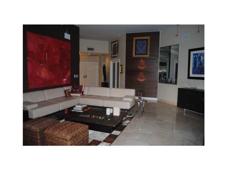 Chic, 2,400 sq ft, 2 bed room + den, with gorgeous high floor views of bay & downtown from spectacular & huge penthouse w/ designer finishes, surround sound, & 11' ceilings. Marble floors, marble baths, s/s appliances, 2 parking spaces. Huge 9'x 12' maste r closet. Wall mounted TV's included.  Building undergoing concrete restoration & painting, but should be finished by July.  Marina slips available for rent.  Showings after March 1st.