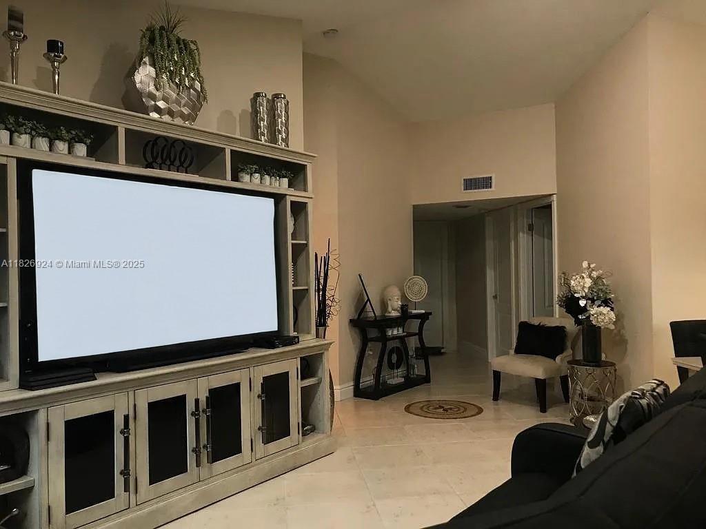 15405 N Miami Lakeway N 307