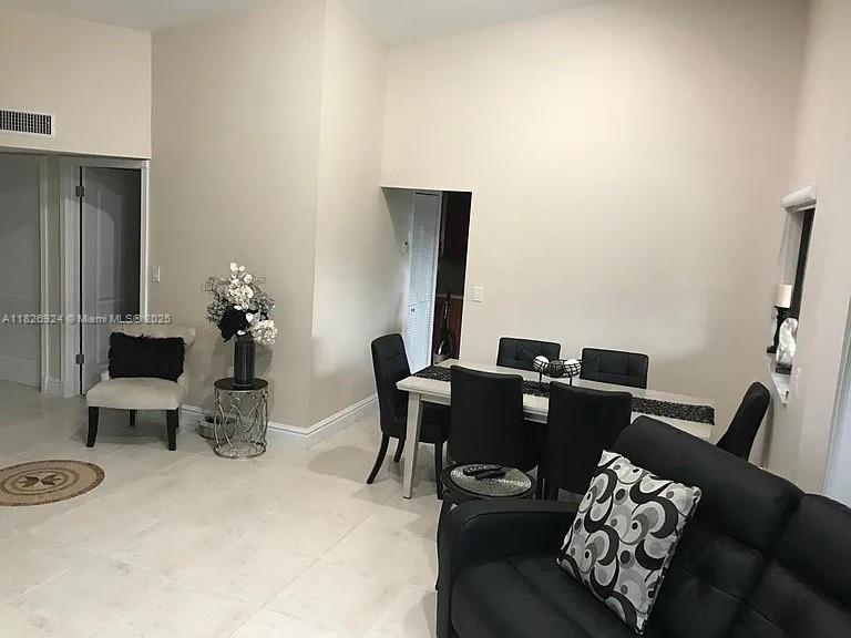 15405 N Miami Lakeway N 307