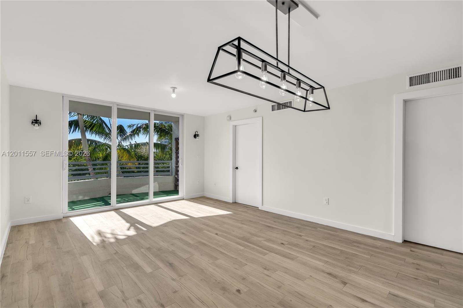 1401 Bay Rd 407