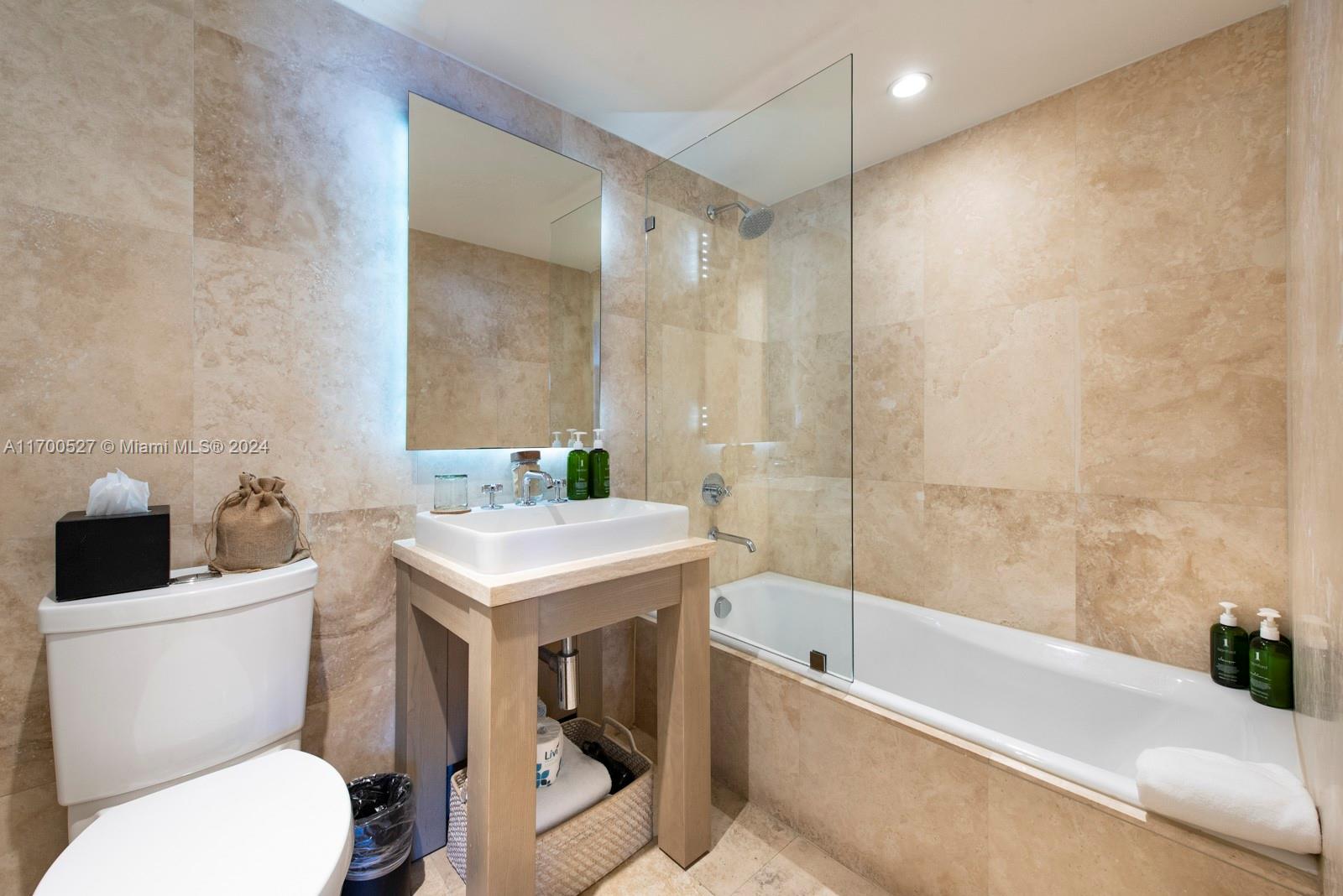 1 Hotel & Homes - Residential