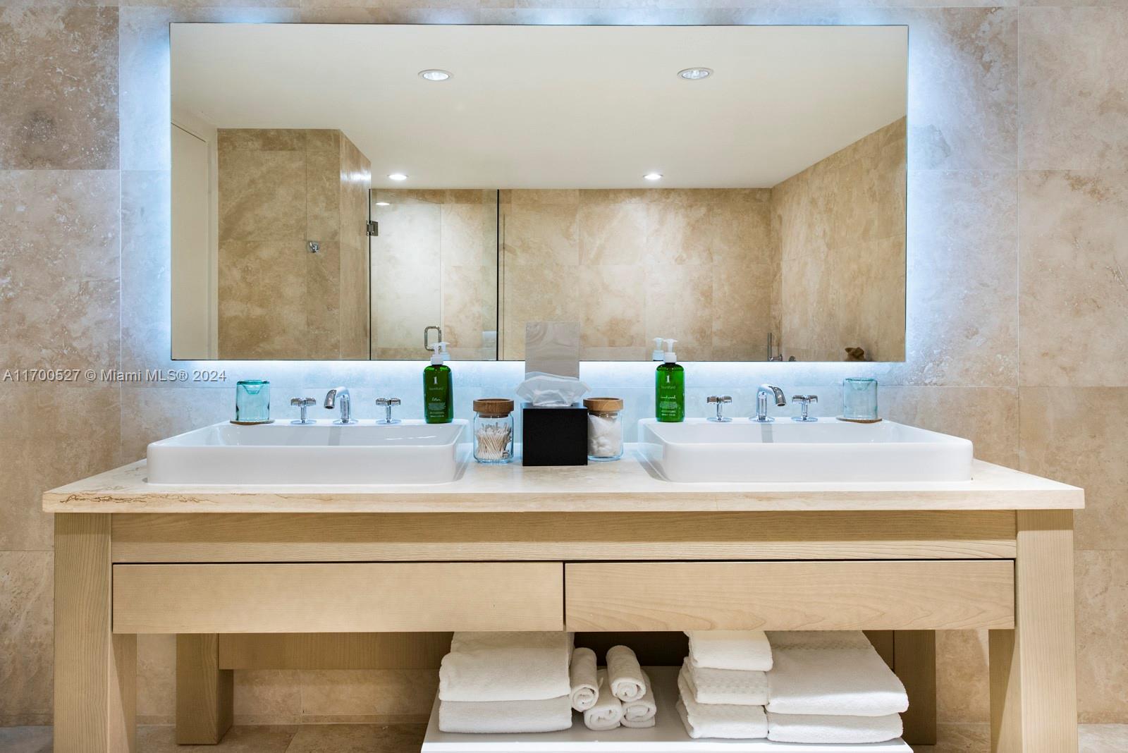 1 Hotel & Homes - Residential