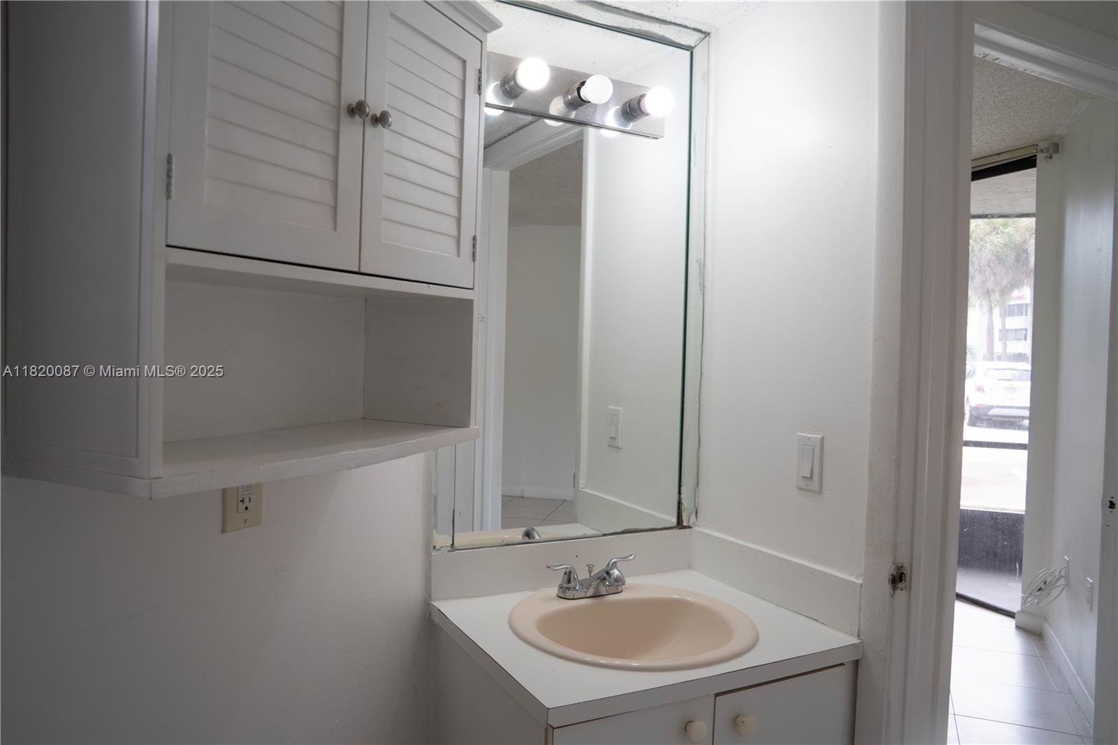 VERABELLA FALLS CONDO - Residential