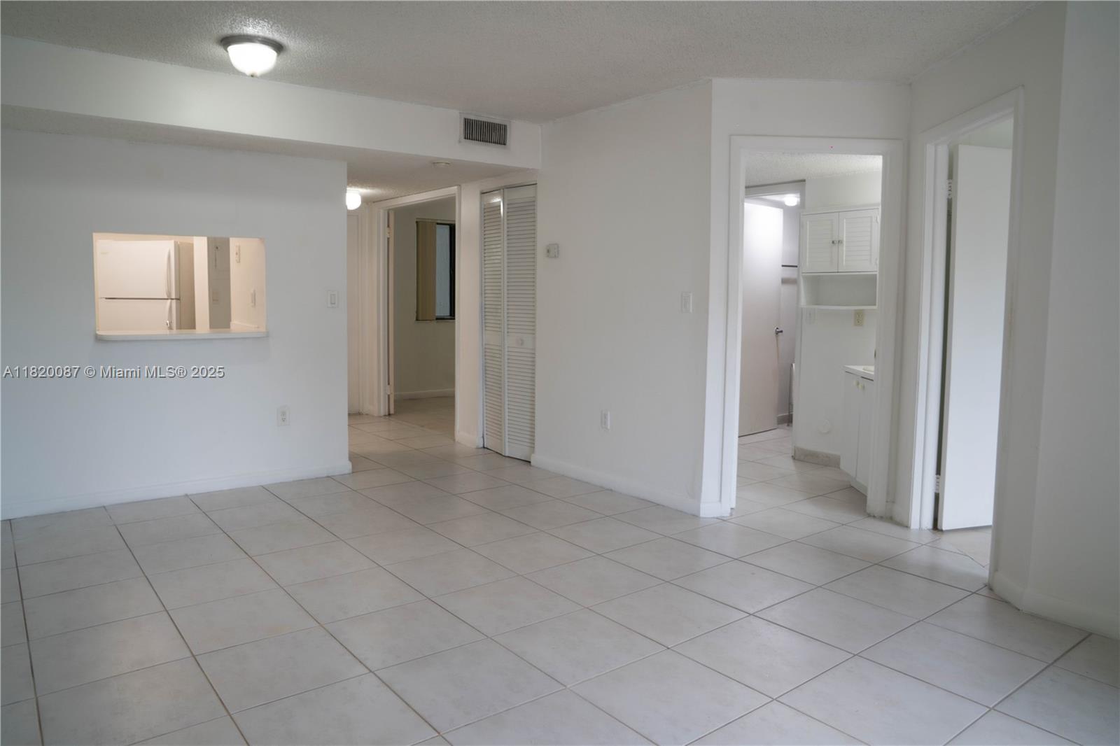 8365 Sw 152nd Ave C-104, Miami, Broward County, Florida - 2 Bedrooms  
1 Bathrooms - 