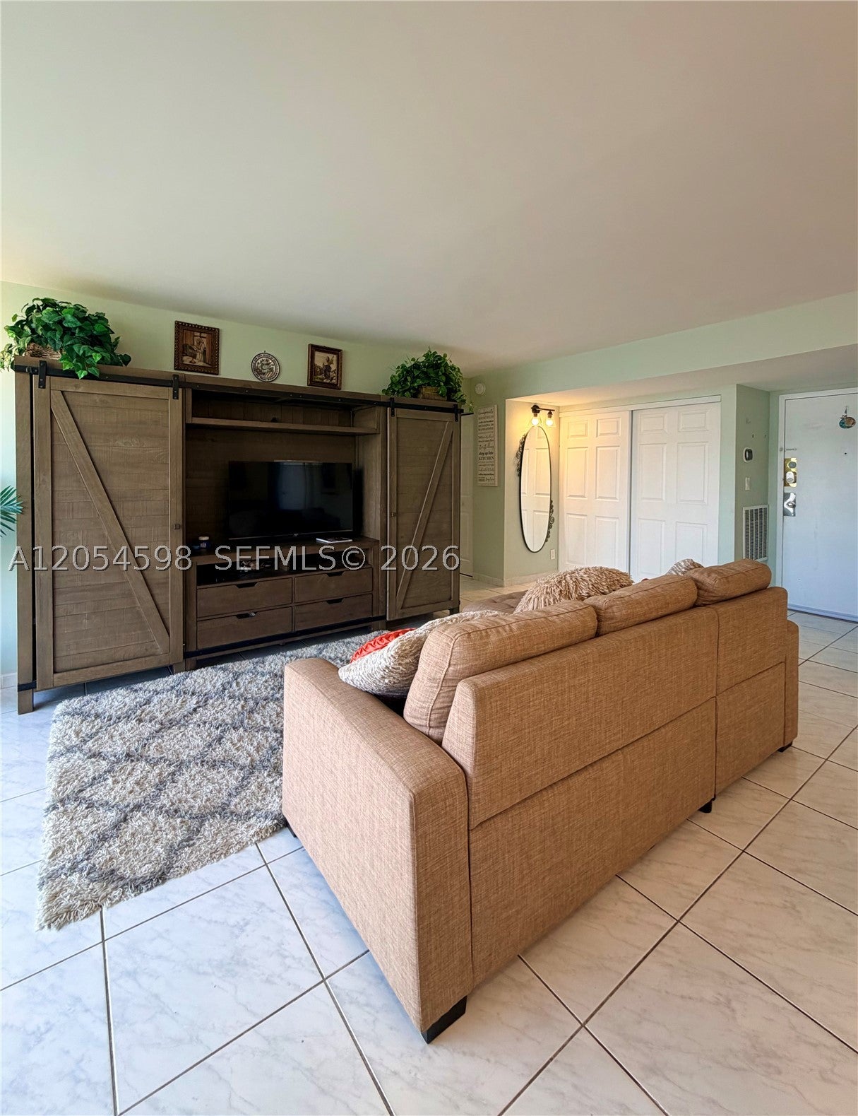 17021 N Bay Rd 802