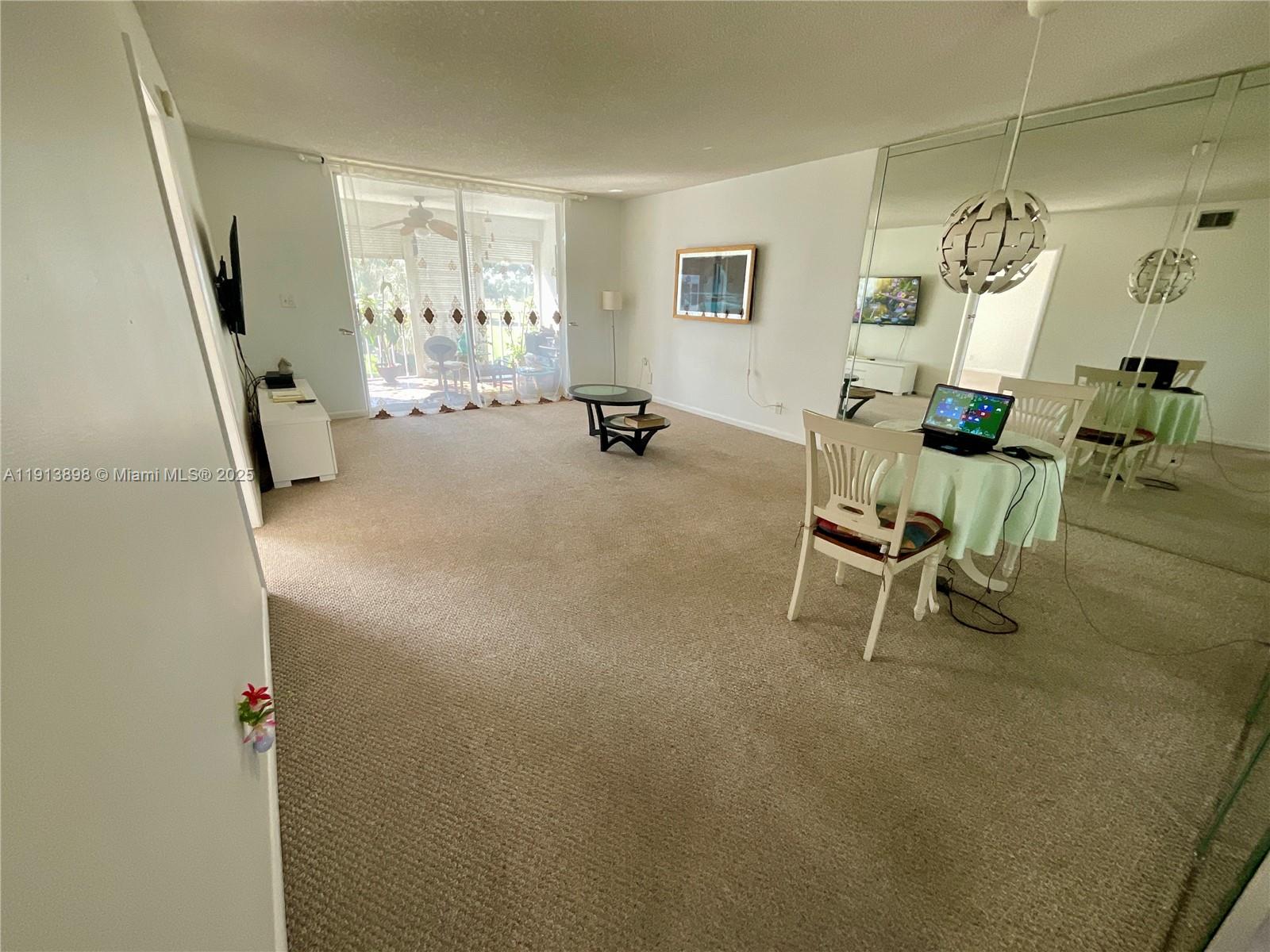 8 OF PALM SPRINGS 2 CONDO - Residential