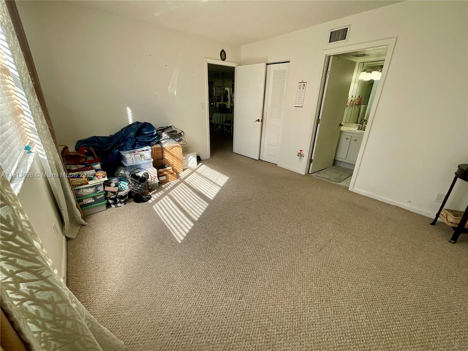 8 OF PALM SPRINGS 2 CONDO - Residential