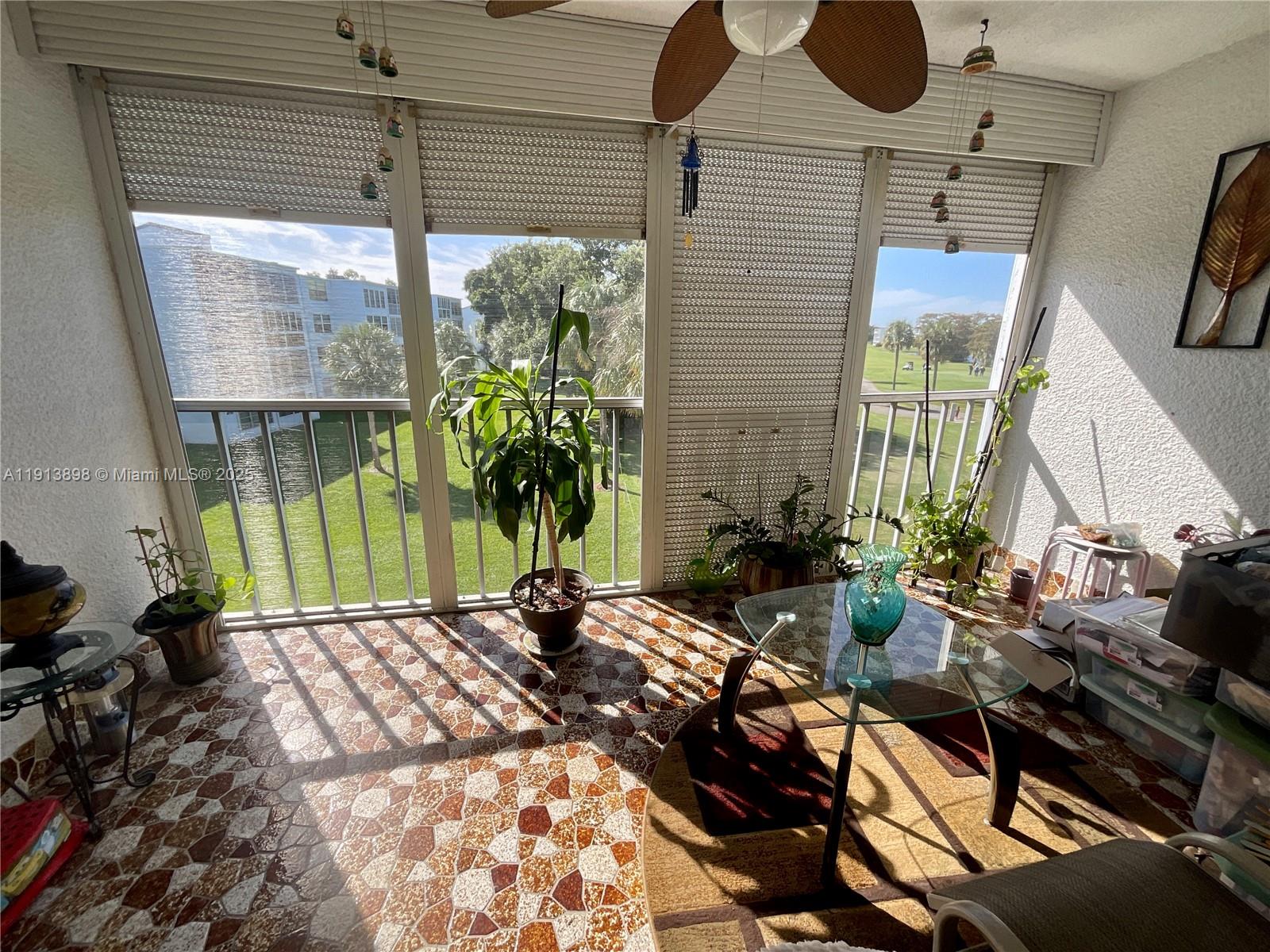 8 OF PALM SPRINGS 2 CONDO - Residential