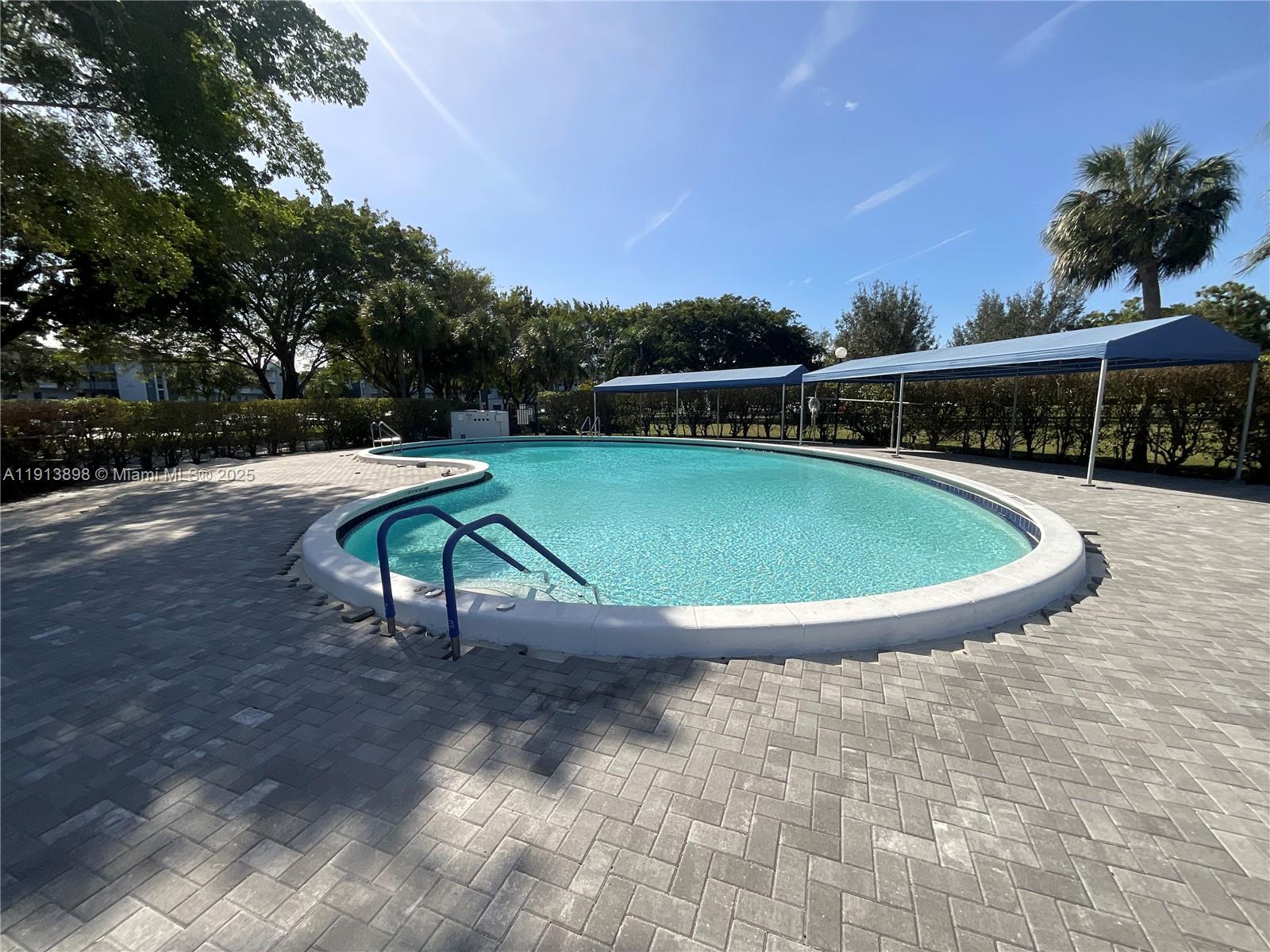 8 OF PALM SPRINGS 2 CONDO - Residential