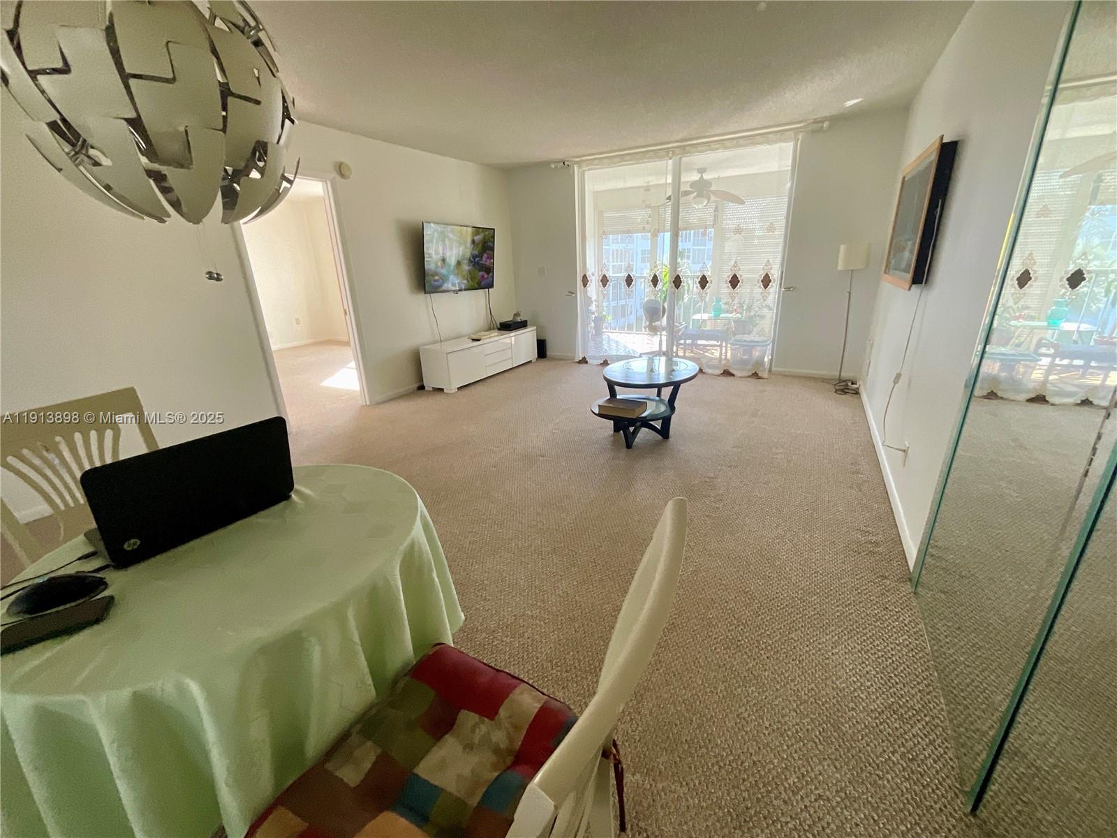 8 OF PALM SPRINGS 2 CONDO - Residential