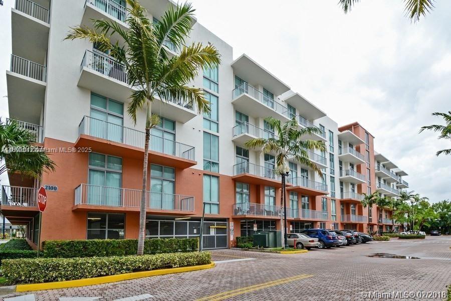 LOFTS AT HOLLYWOOD STATIO - Residential Lease