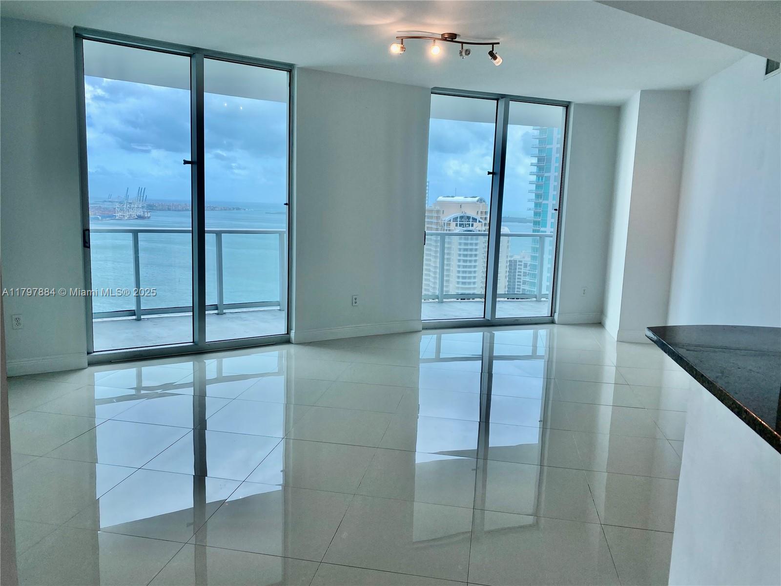 Rental Property at 300 S Biscayne Blvd 2710, Miami, Broward County, Florida - Bedrooms: 2 
Bathrooms: 2  - $4,150 MO.
