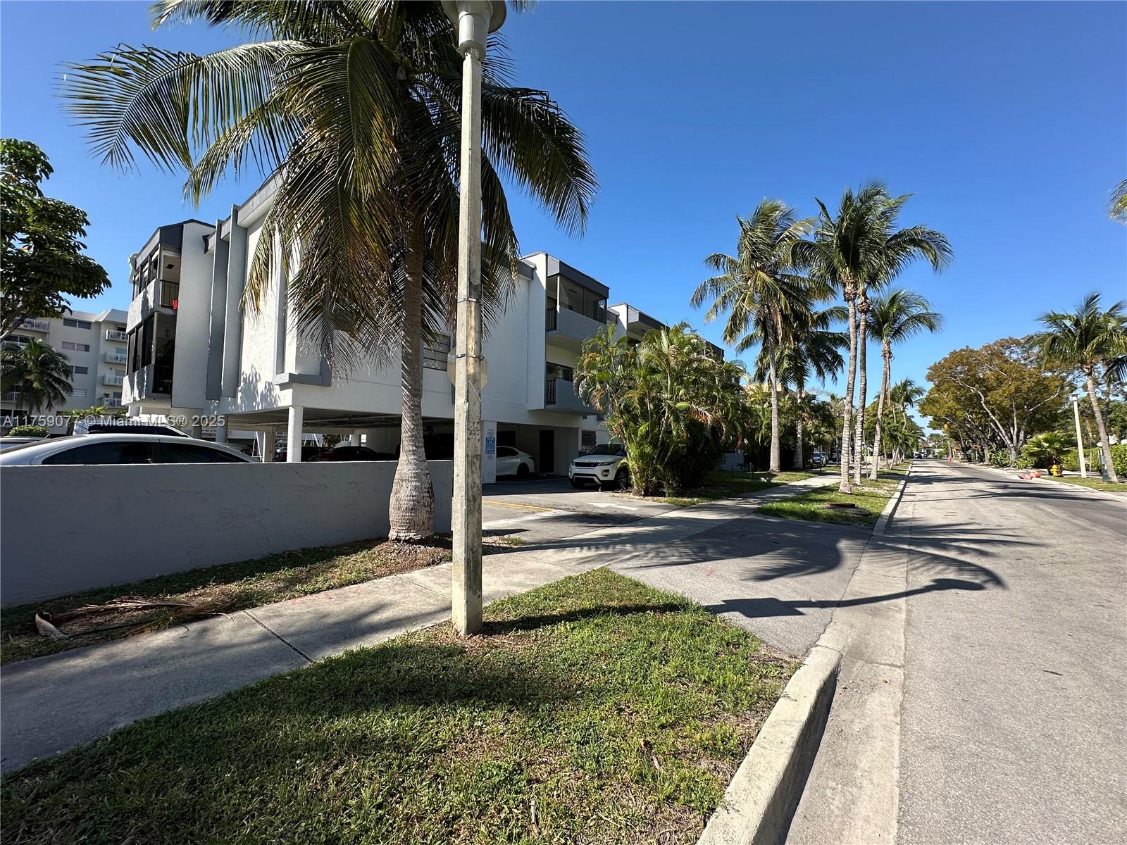 MICHELLE CONDO - Residential