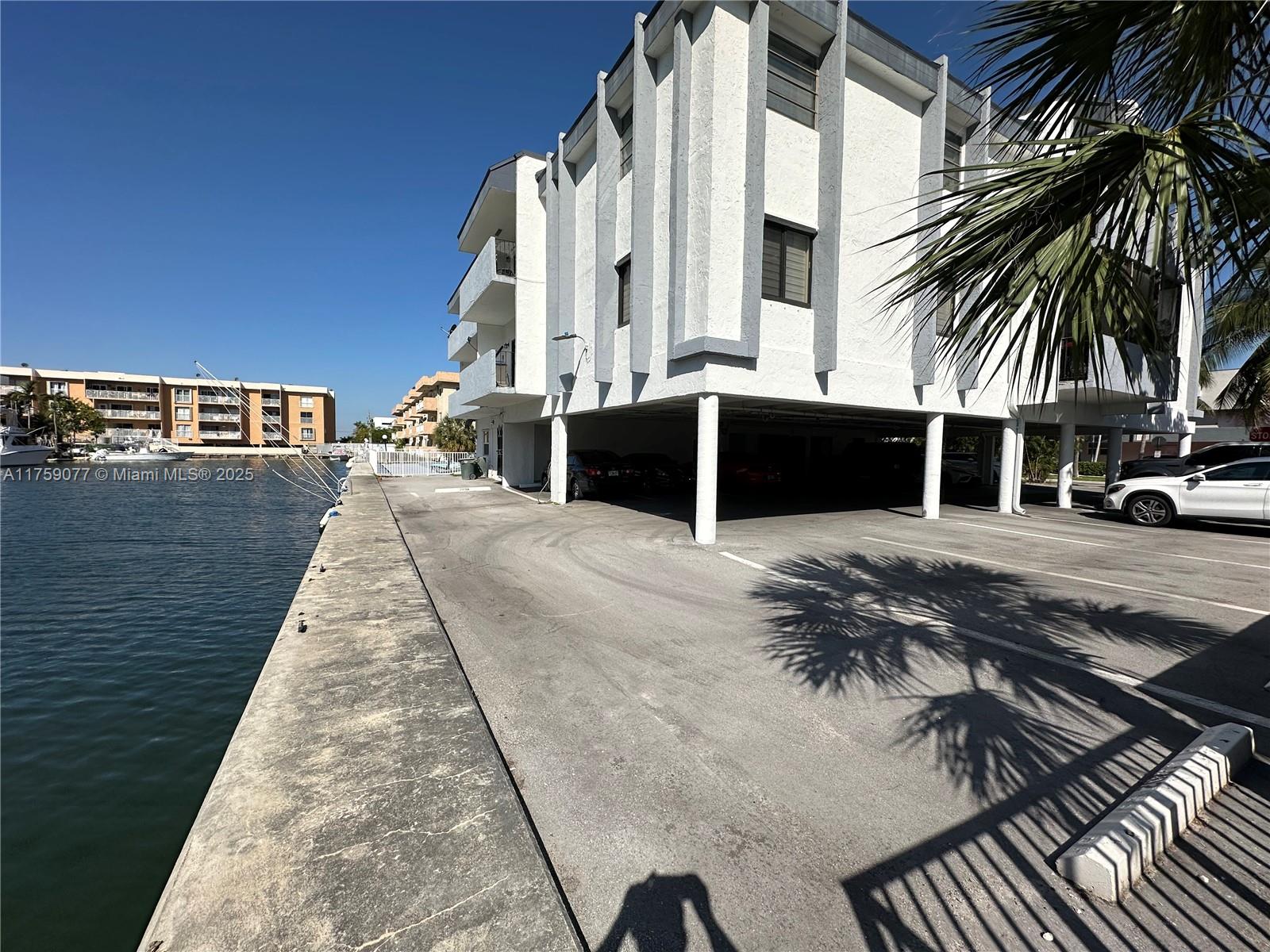 MICHELLE CONDO - Residential