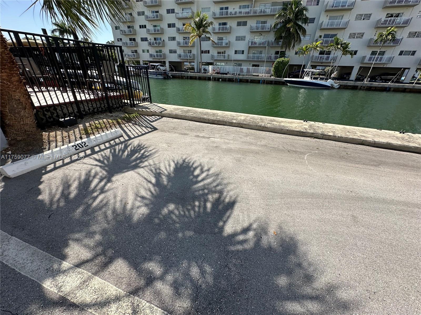 MICHELLE CONDO - Residential