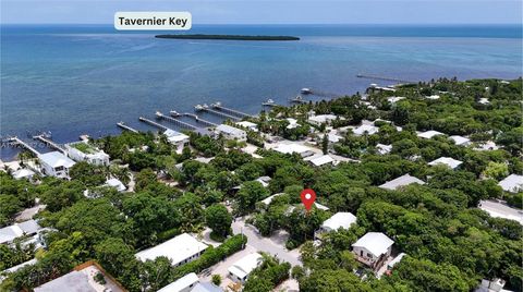 130 Ocean View Dr Tavernier FL 33070
