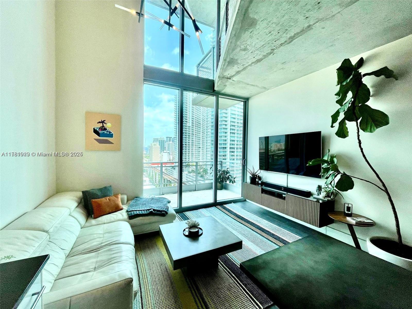 Rental Property at 690 Sw 1st Ct 2103, Miami, Broward County, Florida - Bedrooms: 1 
Bathrooms: 2  - $3,100 MO.