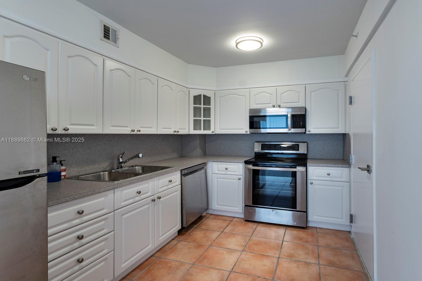 View photos, virtual tours, details... 90 Edgewater Dr 1218