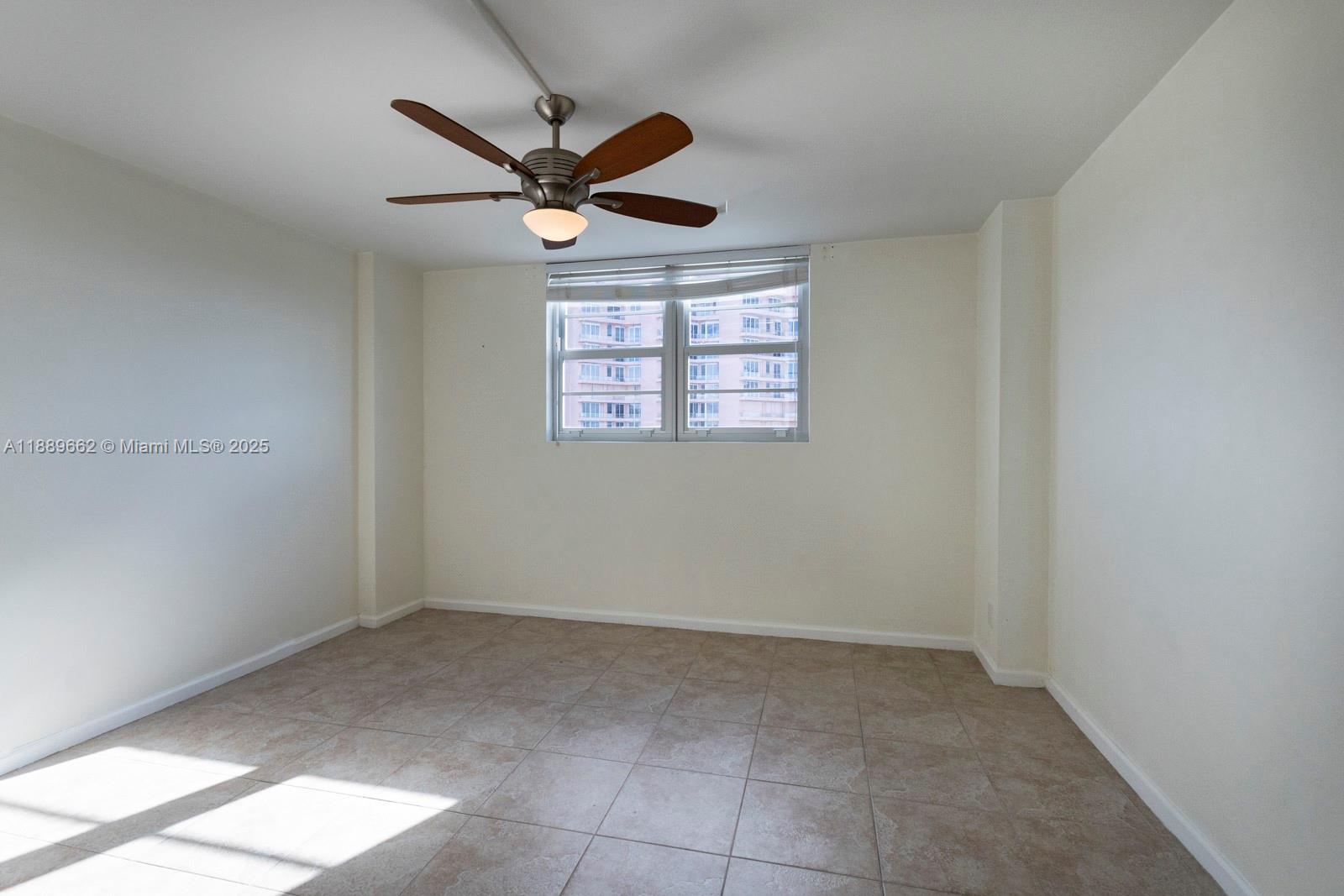 GABLES WATERWAY TOWERS CO - Residential