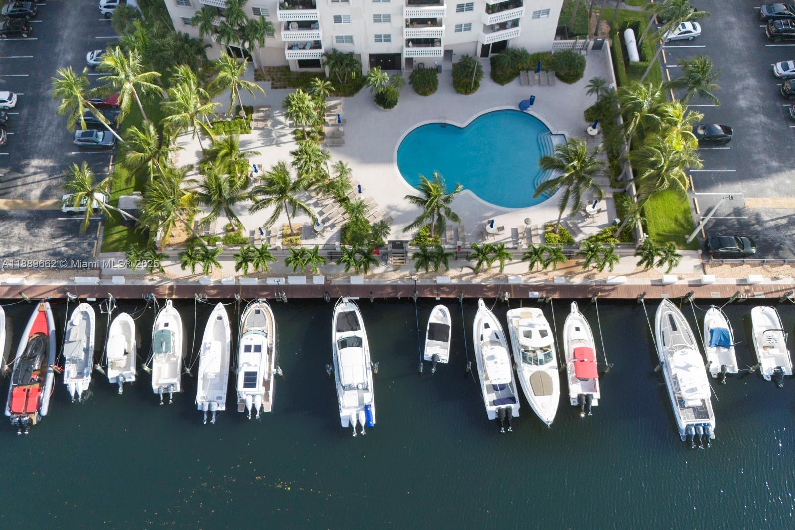 GABLES WATERWAY TOWERS CO - Residential