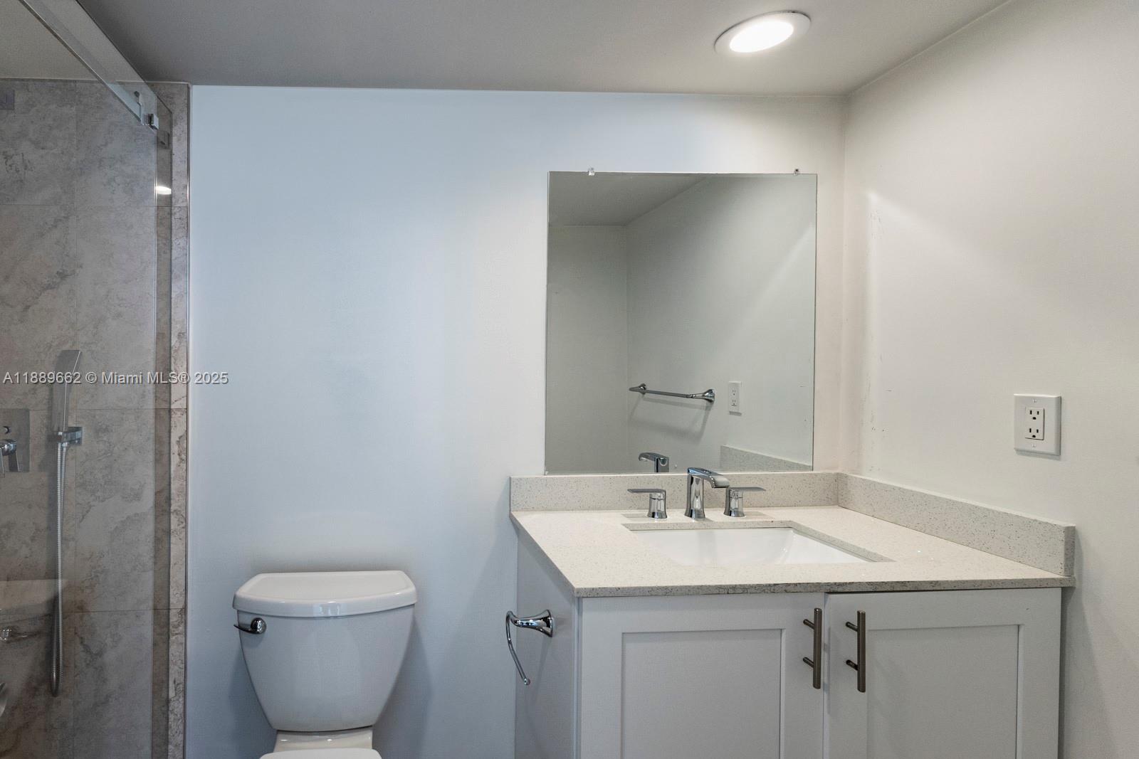 GABLES WATERWAY TOWERS CO - Residential