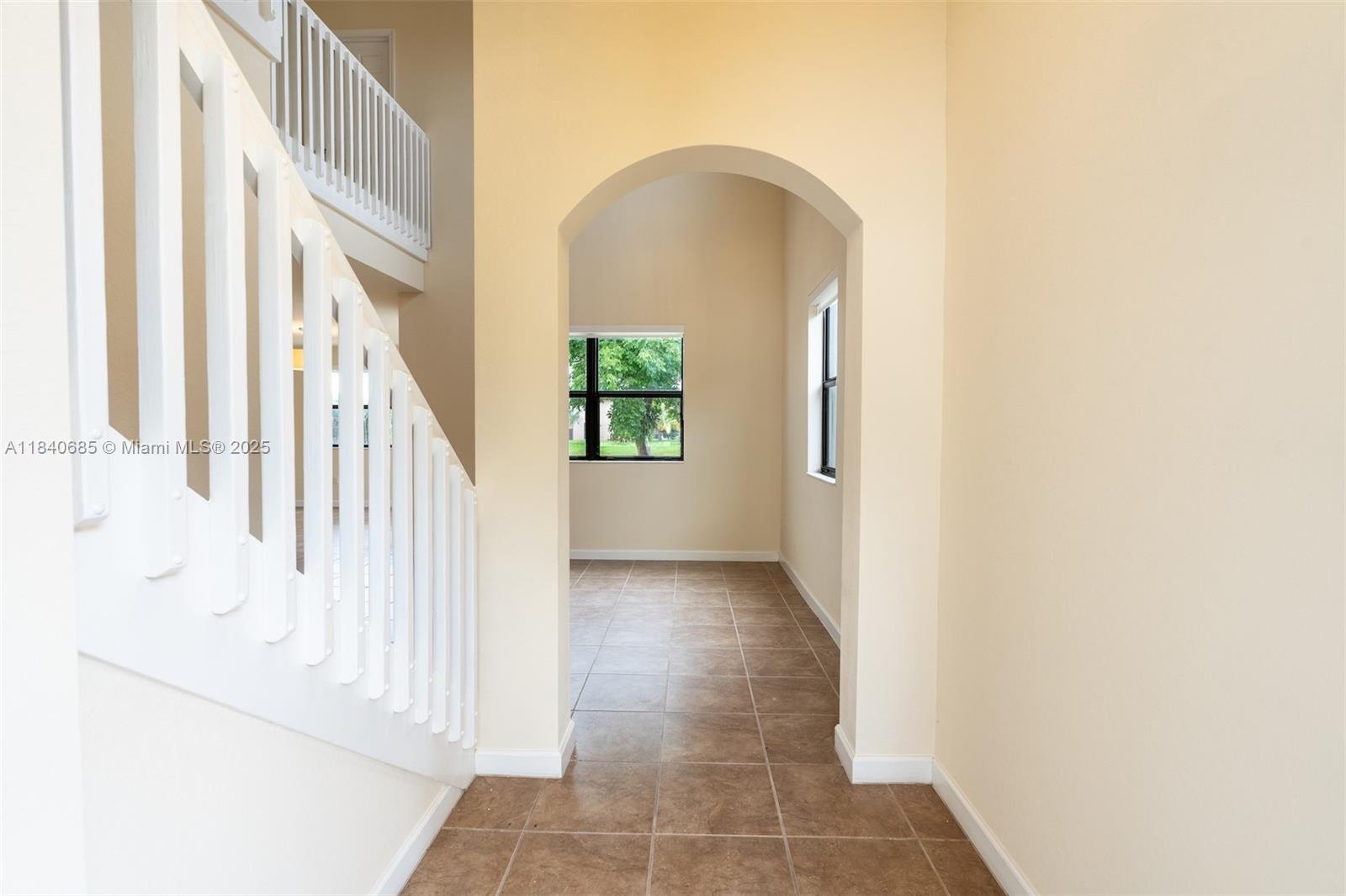 BAYWINDS OF FLORES - Residential