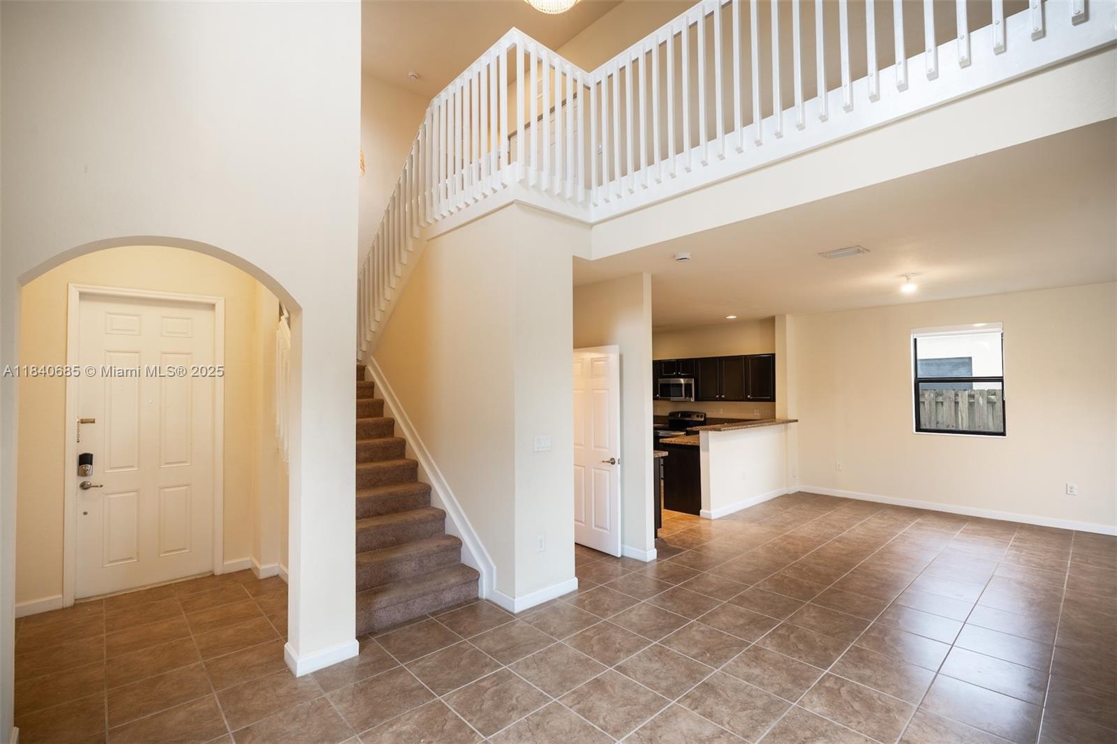 BAYWINDS OF FLORES - Residential