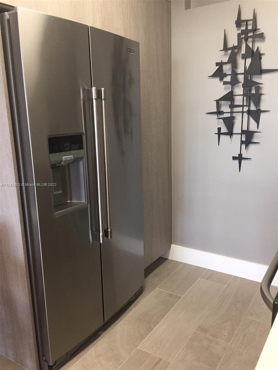 DECOPLAGE CONDO - Residential Lease