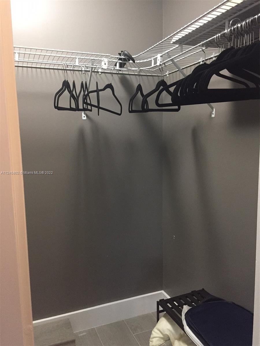 DECOPLAGE CONDO - Residential Lease