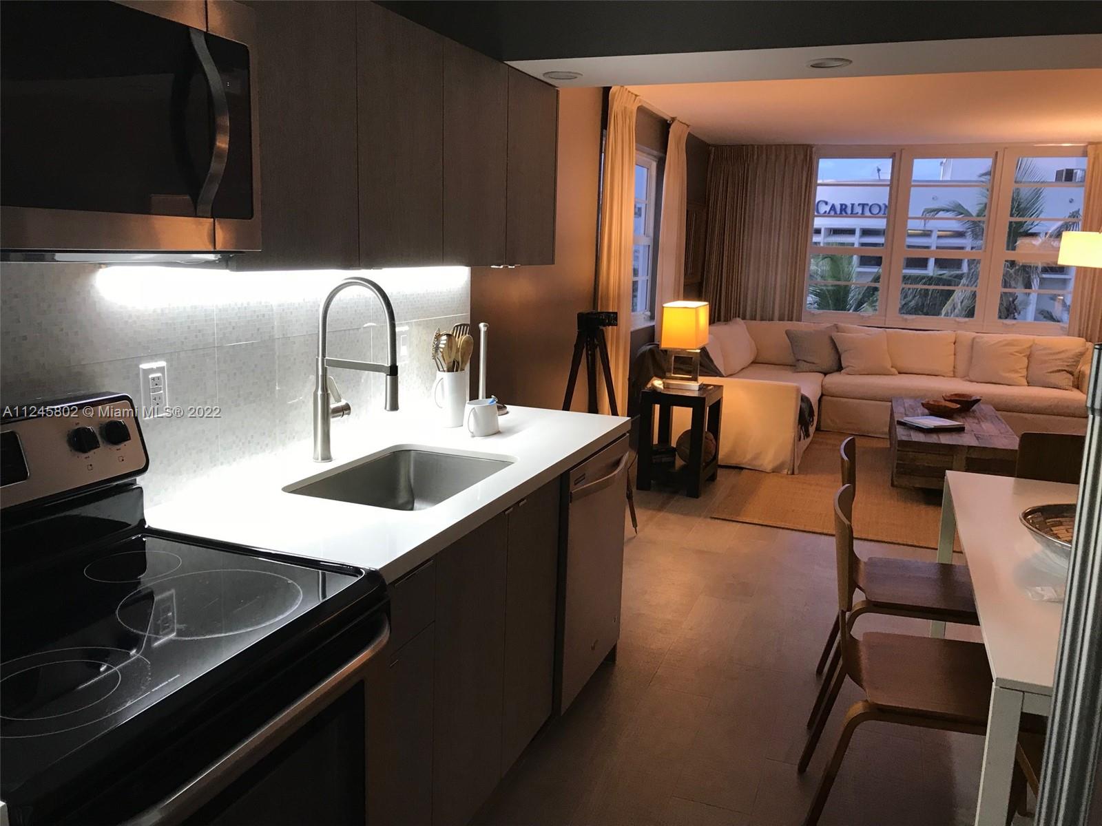 DECOPLAGE CONDO - Residential Lease