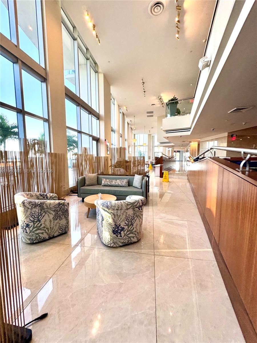 M RESORT RESIDENCES CONDO - Residential