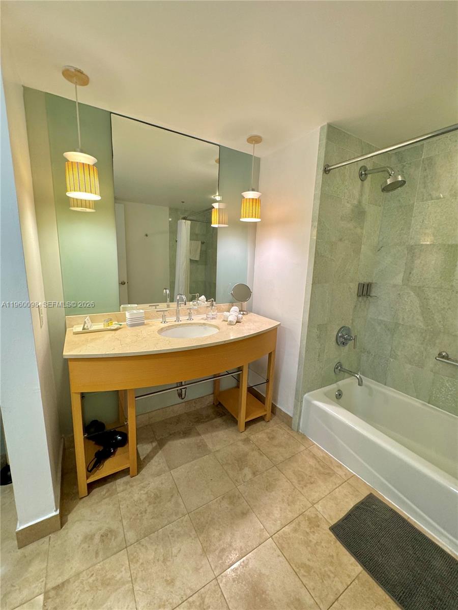 M RESORT RESIDENCES CONDO - Residential