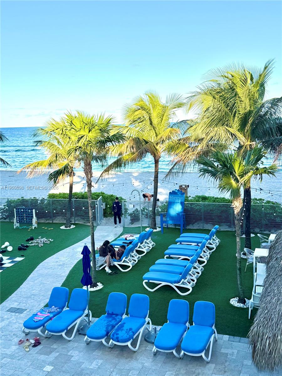 M RESORT RESIDENCES CONDO - Residential