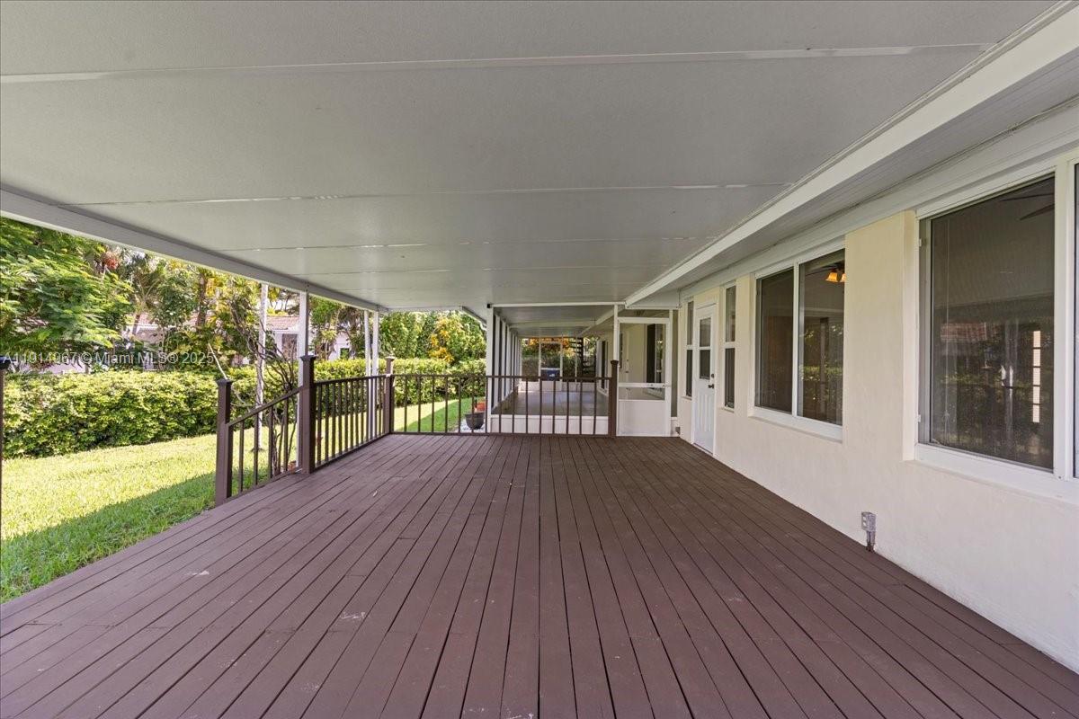 GREYKNOLL ESTATES - Residential Lease