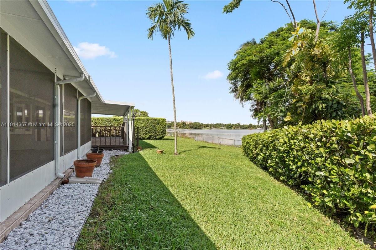 GREYKNOLL ESTATES - Residential Lease