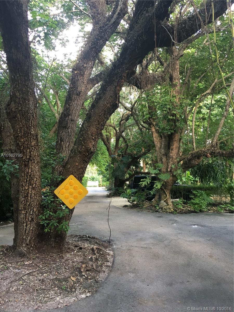Pineapple Center - Residential