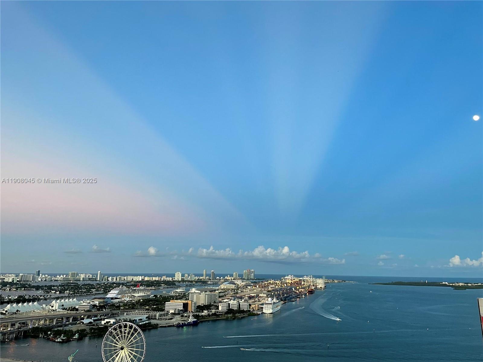 VIZCAYNE SOUTH CONDO - Residential Lease